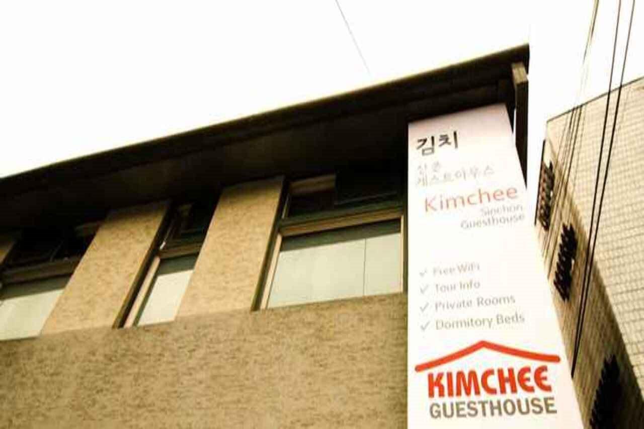 Kimchee Sinchon Guesthouse Seoul Eksteriør billede