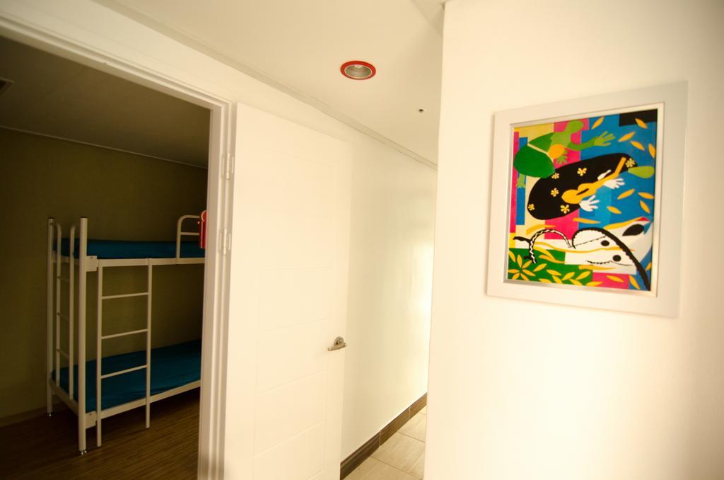 Kimchee Sinchon Guesthouse Seoul Eksteriør billede