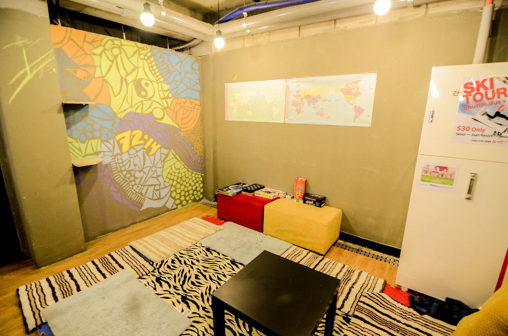 Kimchee Sinchon Guesthouse Seoul Eksteriør billede