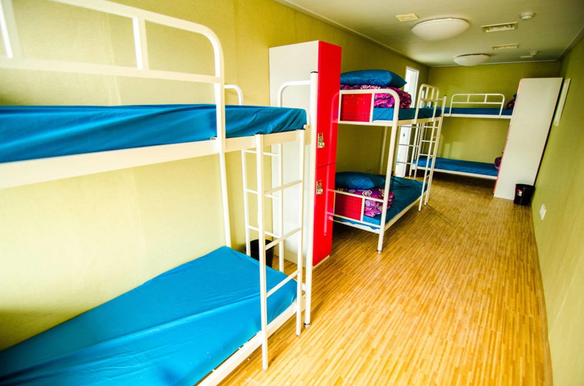 Kimchee Sinchon Guesthouse Seoul Eksteriør billede